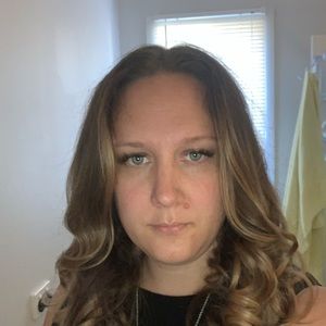 Meet your Posher, Janelle